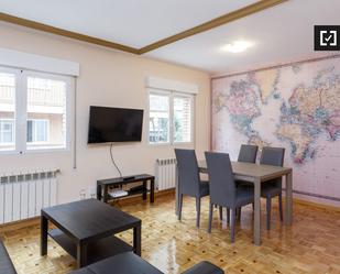 Living room of Flat to rent in  Madrid Capital  with Air Conditioner and Balcony