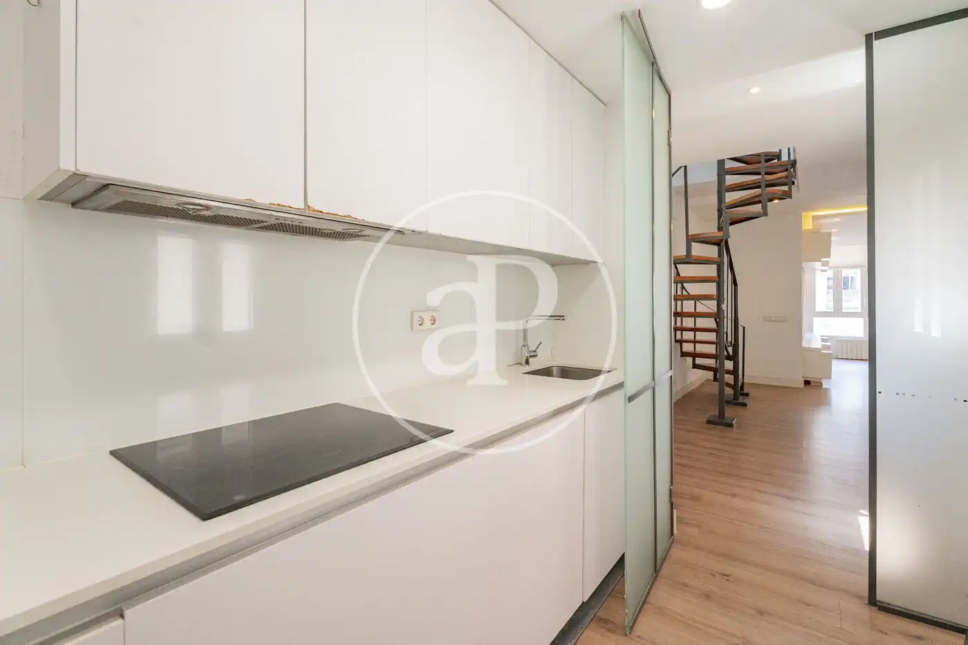 Cuina de Pis en venda en Madrid amb Aire condicionat, Calefacció i Terrassa