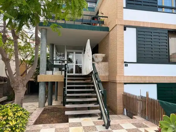 Exterior view of Flat for sale in Las Palmas de Gran Canaria