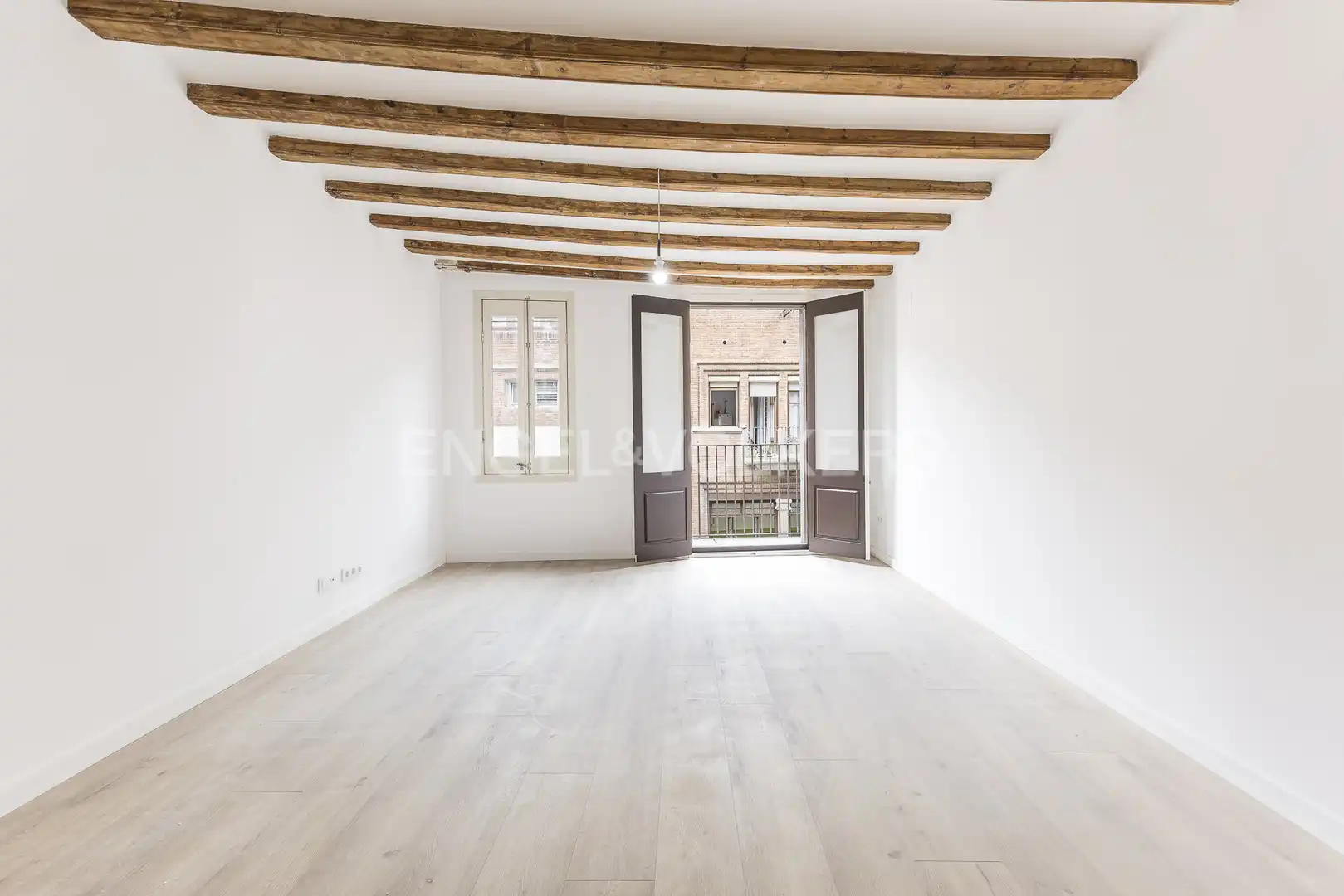 Sala de estar de Edificio en venta en Barcelona
