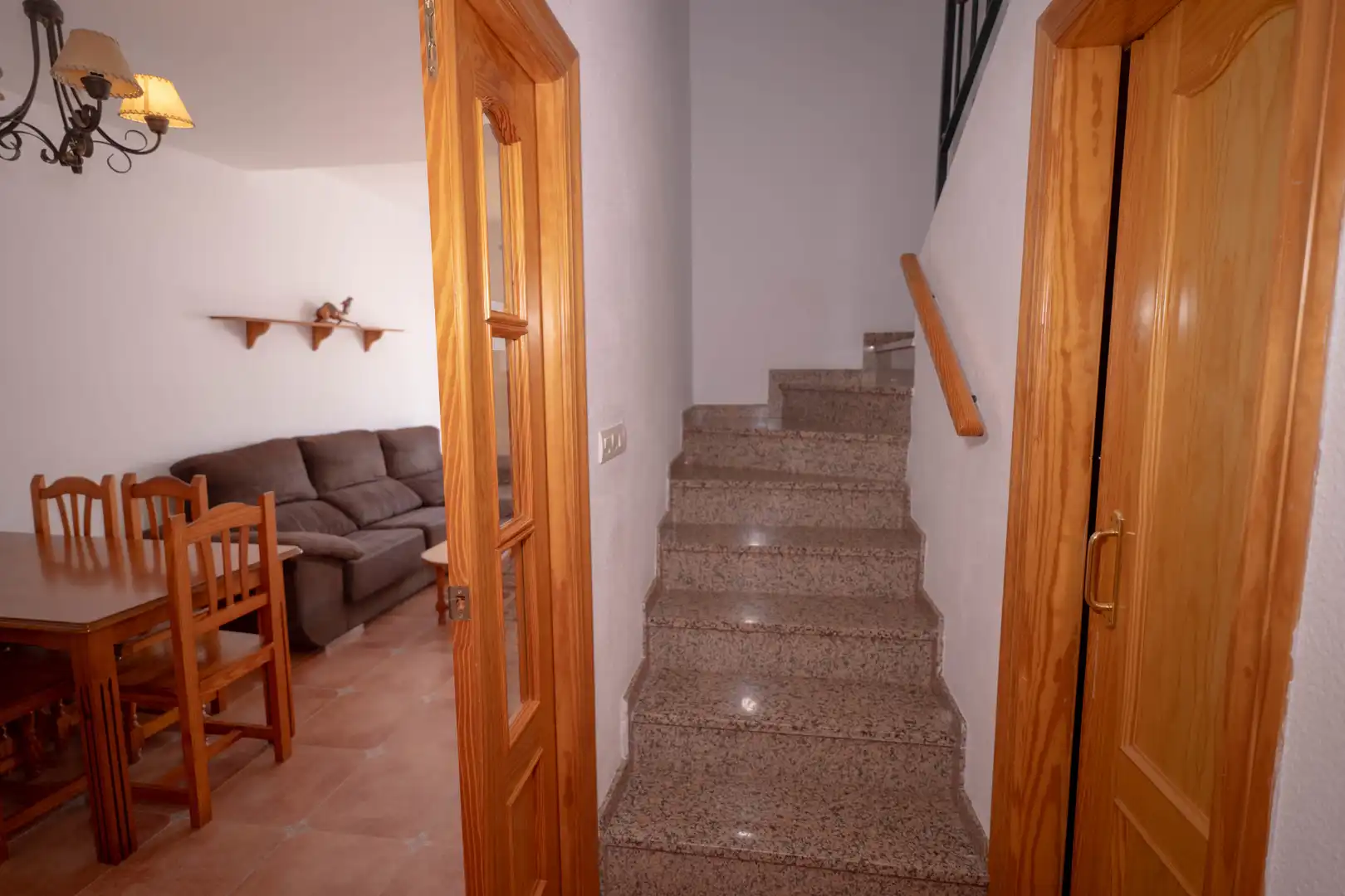 Einfamilien-Reihenhaus zum Verkauf in Albuñol mit Terrasse, Möbliert und Balkon