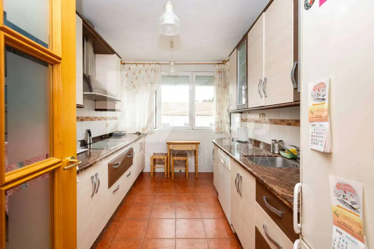Flat with terrace for sale in Calle Belén, imagen 8