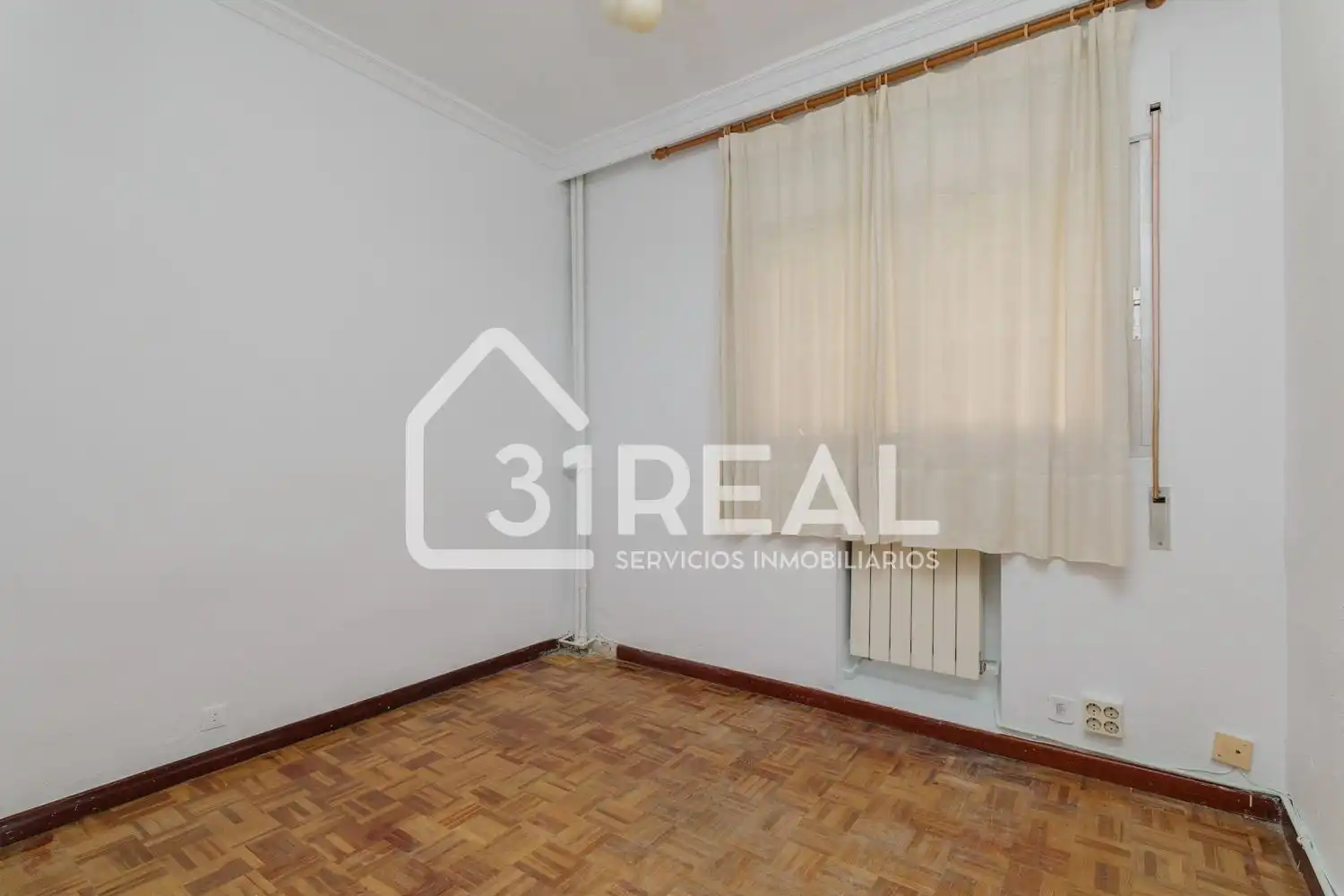 Habitación de Piso en venta en Madrid con Calefacción, Jardín privado y Parquet
