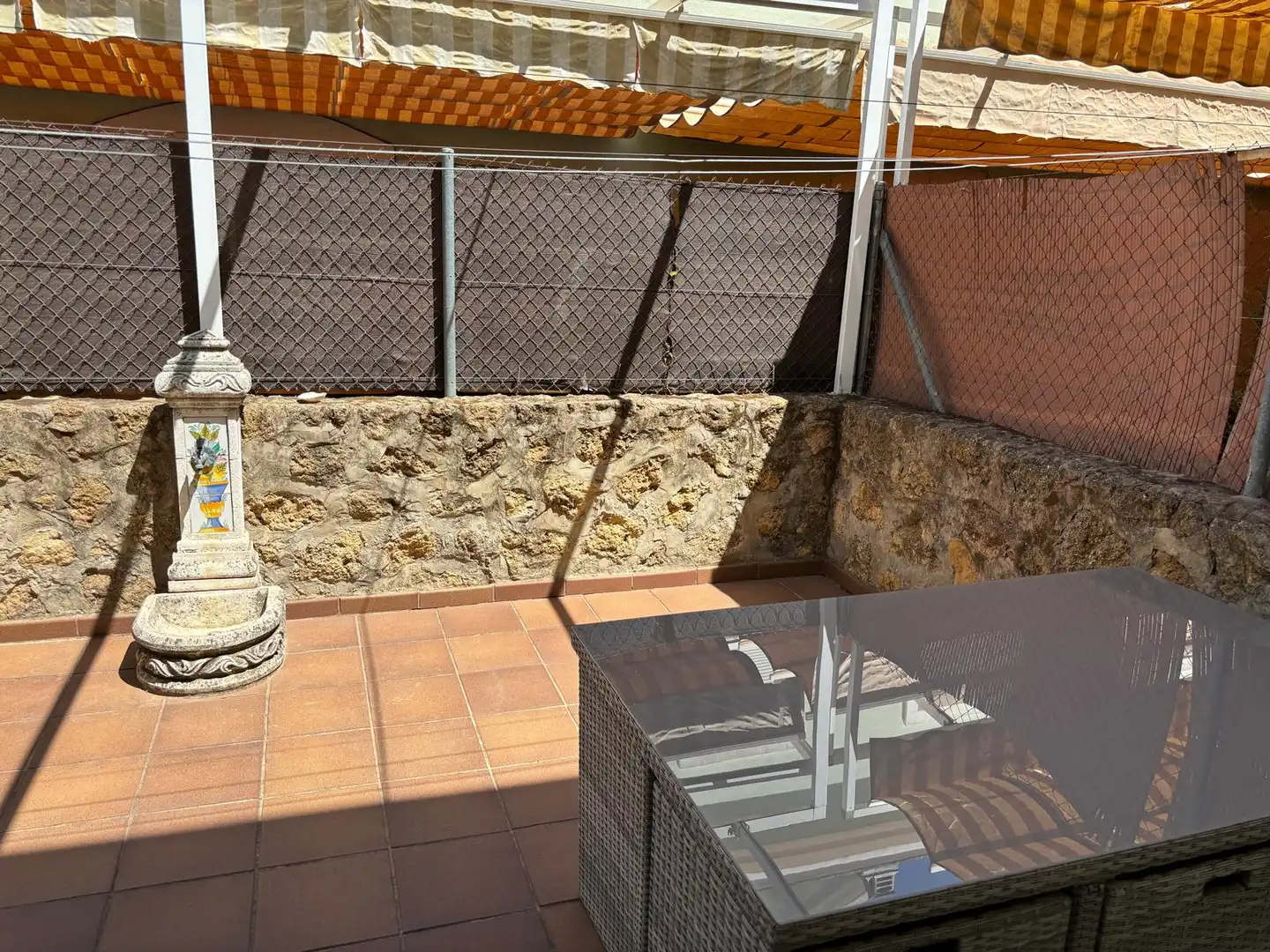 Casa amb terrassa en venda a El Pasaje Amaranto, imagen 2