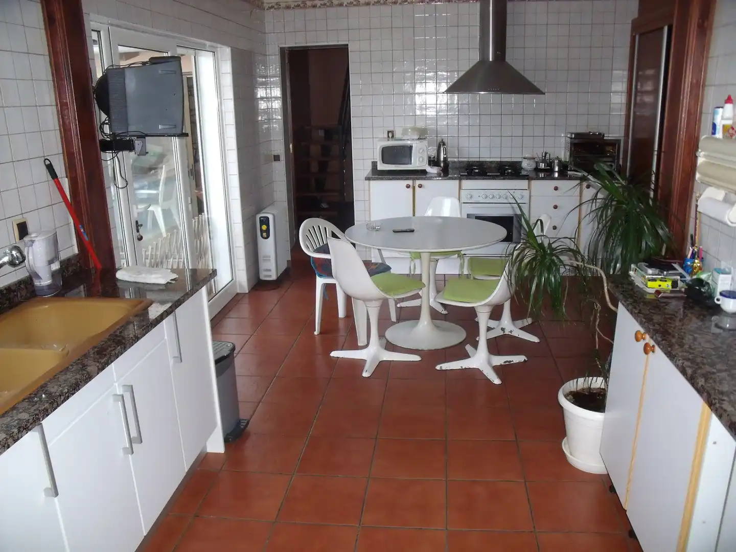 Cuina de Casa o xalet en venda en Cabrils amb Calefacció, Jardí privat i Terrassa