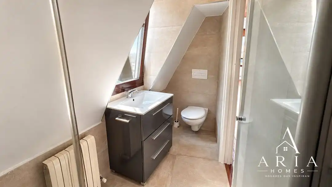 Baño de Ático en venta en Bilbao  con Calefacción