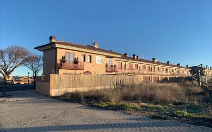 Vista exterior de Pis en venda en Ávila Capital