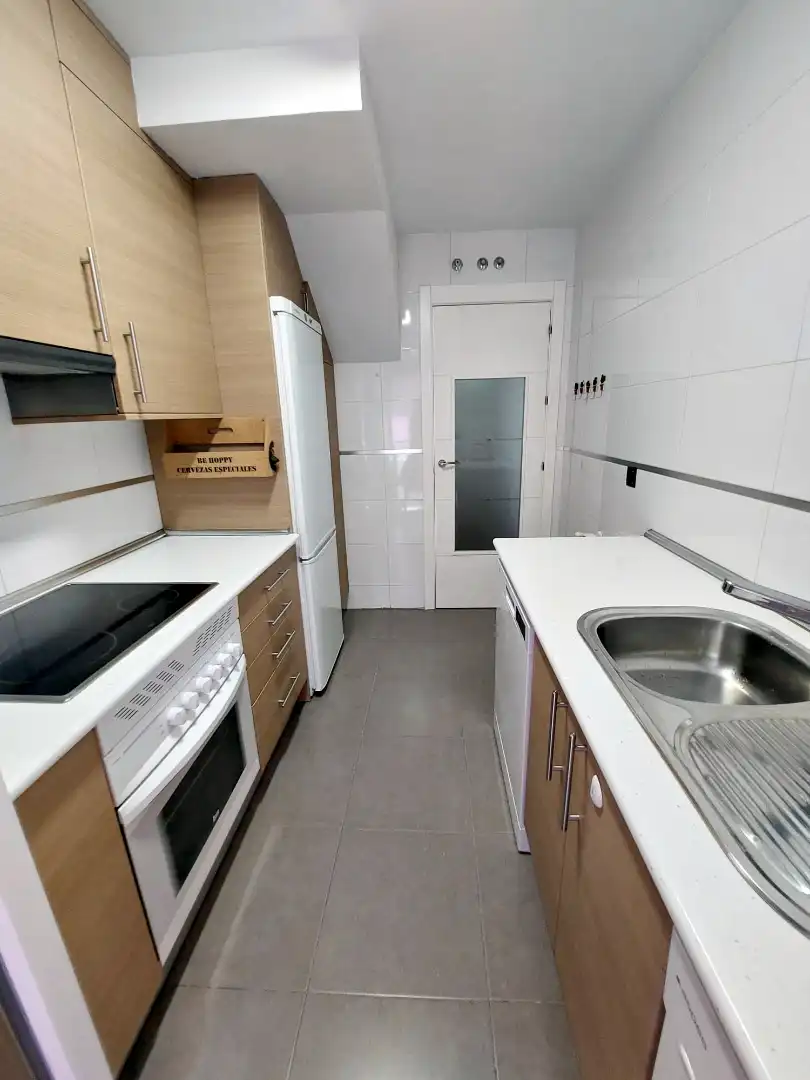 Cuina de Dúplex de lloguer en Leganés amb Aire condicionat, Calefacció i Parquet