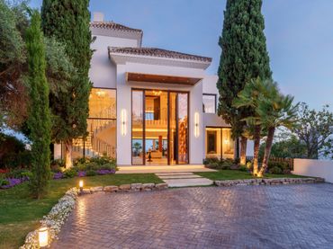 Maison avec balcon à vendre à Nueva Andalucía