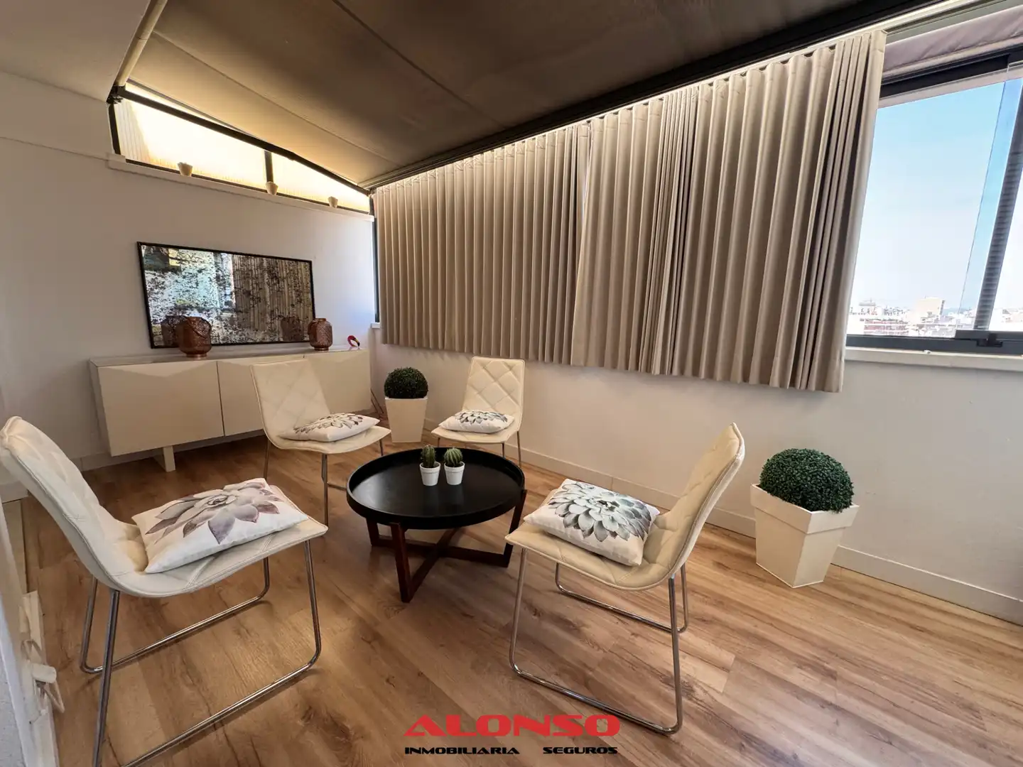 Living room of Attic for sale in Vinaròs  with Air Conditioner, Heating and Parquet flooring