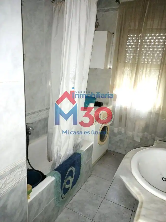 Badezimmer von Wohnung zum Verkauf in Miranda de Ebro mit Heizung