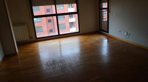Foto 3 de Piso de alquiler en Cascajos - Piqueras,  Logroño