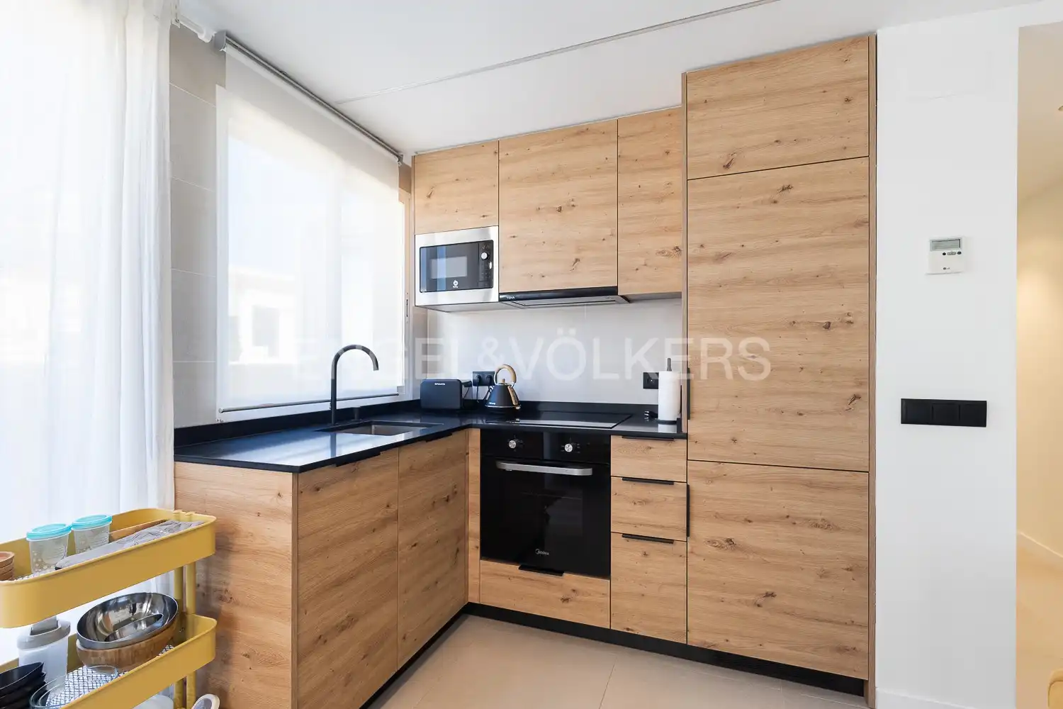 Kitchen of Flat for rent in Gandia  with Air Conditioner, Heating and Terrace