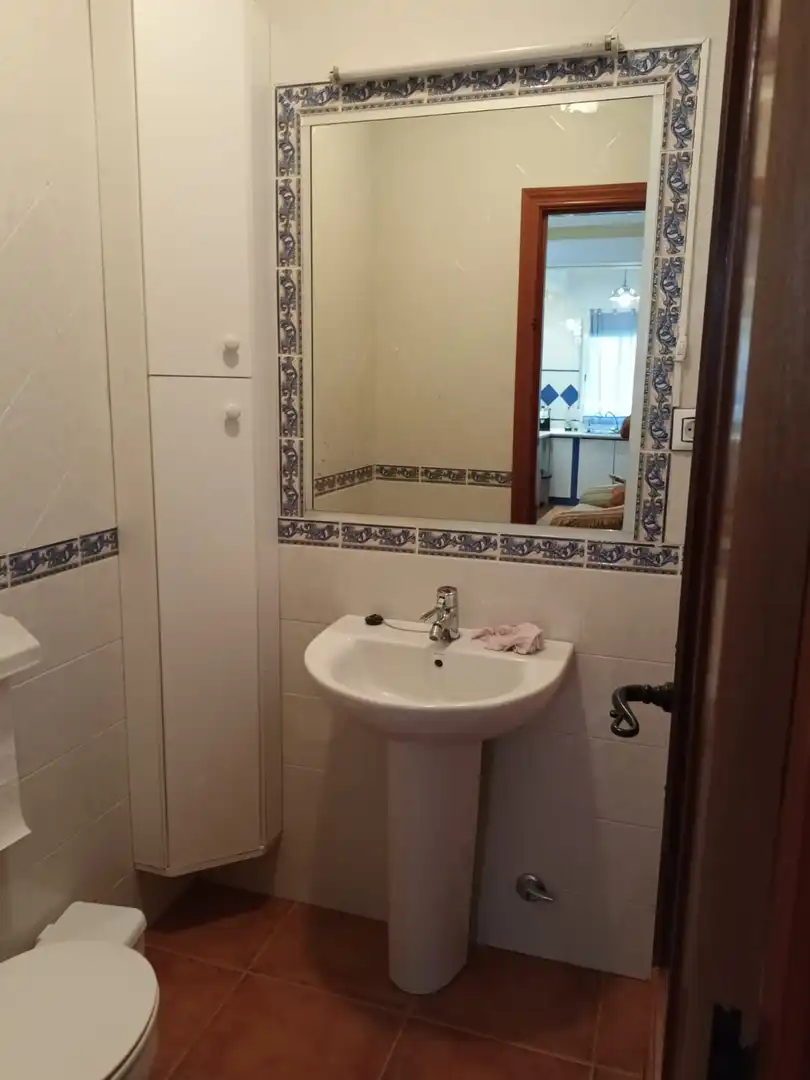 Bathroom of Houses for sale in Mengíbar  with Air Conditioner, Terrace and Storage room