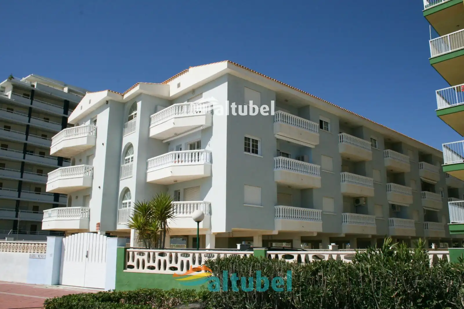Vista exterior de Ático en venta en Peñíscola / Peníscola con Aire acondicionado, Terraza y Piscina
