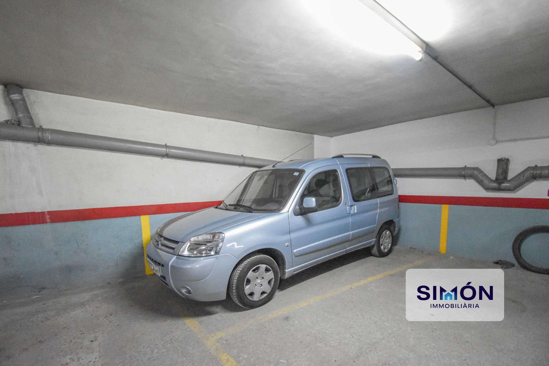 Parking of Garage to rent in Manresa