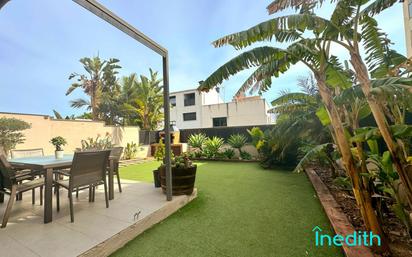 Terrace of House or chalet for sale in Vilanova i la Geltrú  with Air Conditioner, Terrace and Balcony