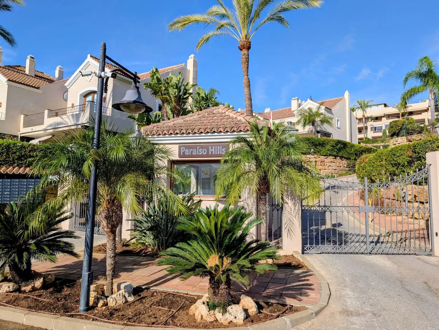 Maison mitoyenne avec piscine à vendre à Benahavís pueblo, imagen 3