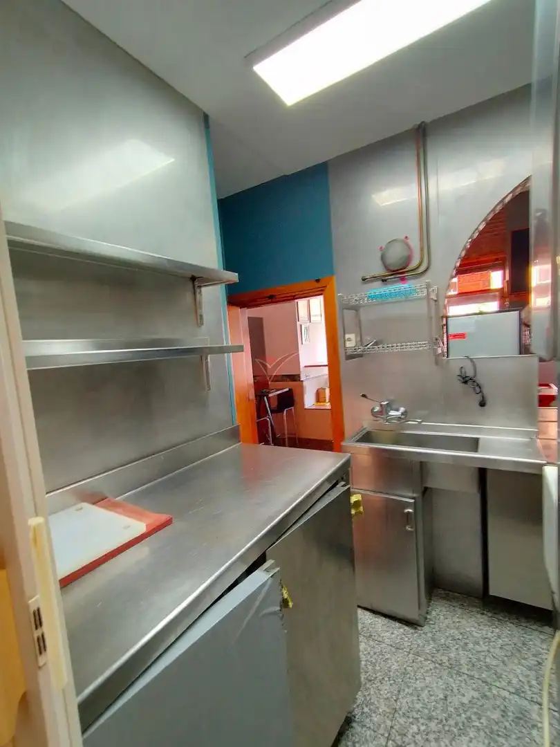 Cocina de Local de alquiler en Cuenca
