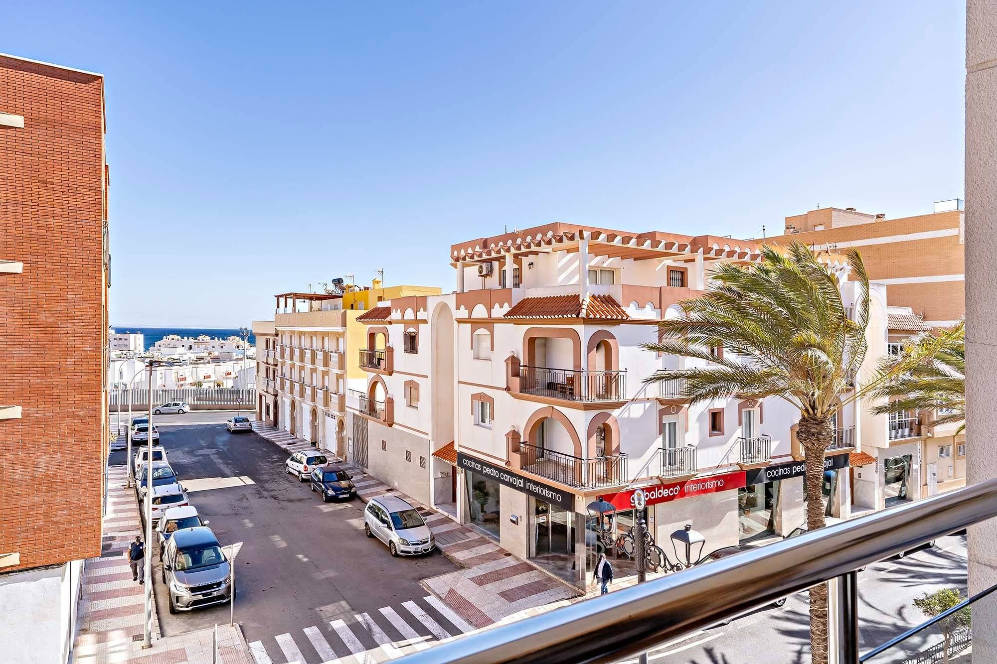 Flat for sale in Roquetas Pueblo