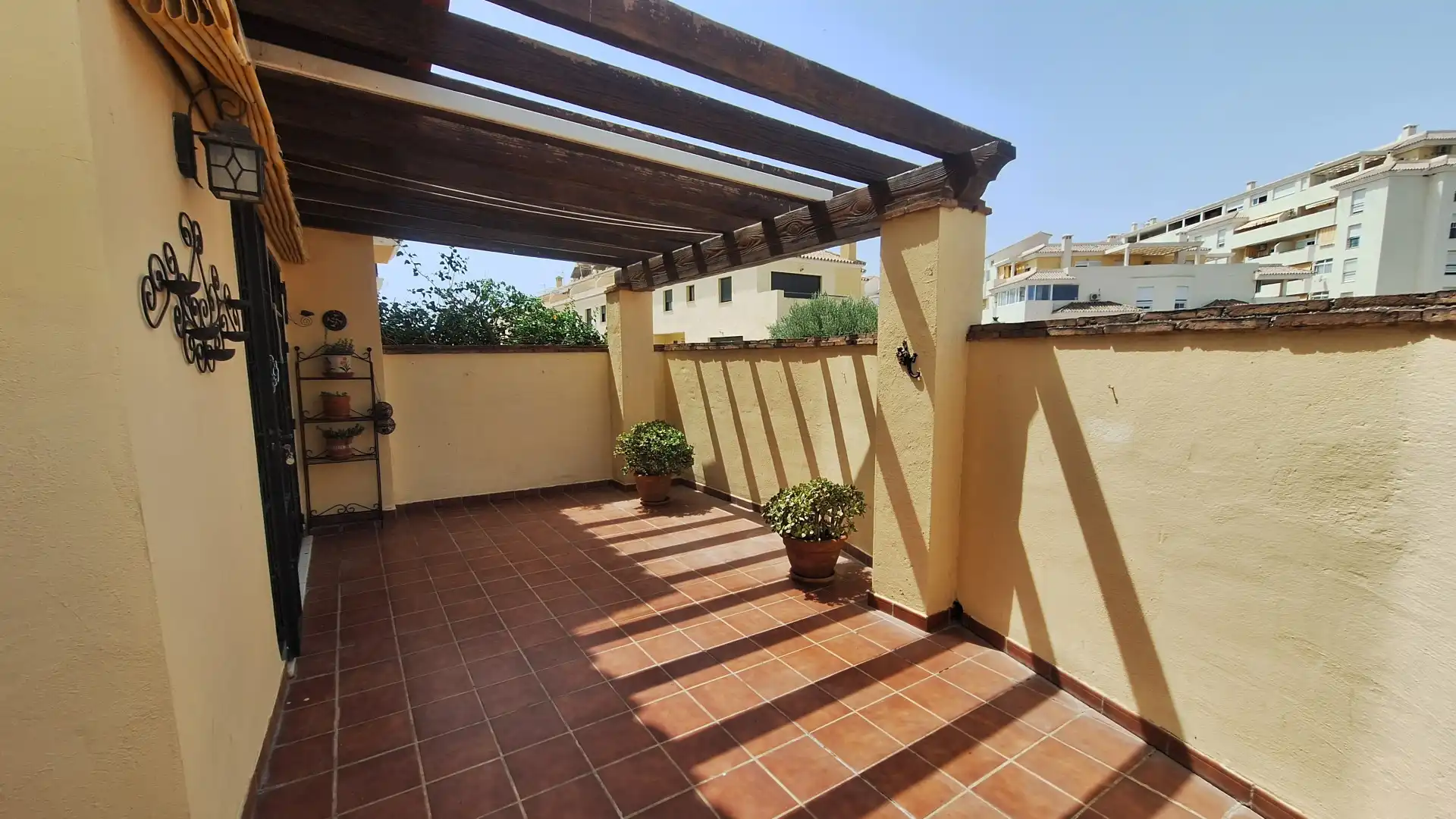 Terrassa de Casa adosada en venda en Estepona amb Terrassa
