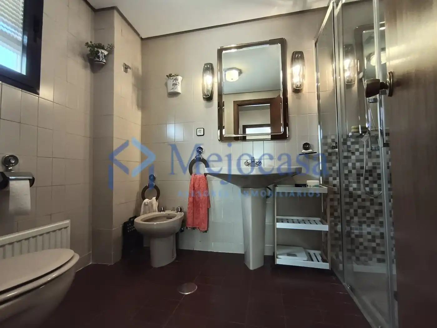 Baño de Piso en venta en Madrid con Calefacción, Jardín privado y Parquet