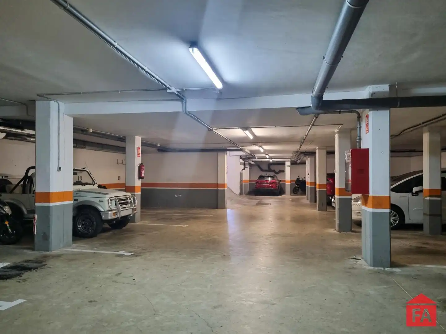 Aparcament de Pis en venda en El Vendrell amb Aire condicionat, Calefacció i Parquet