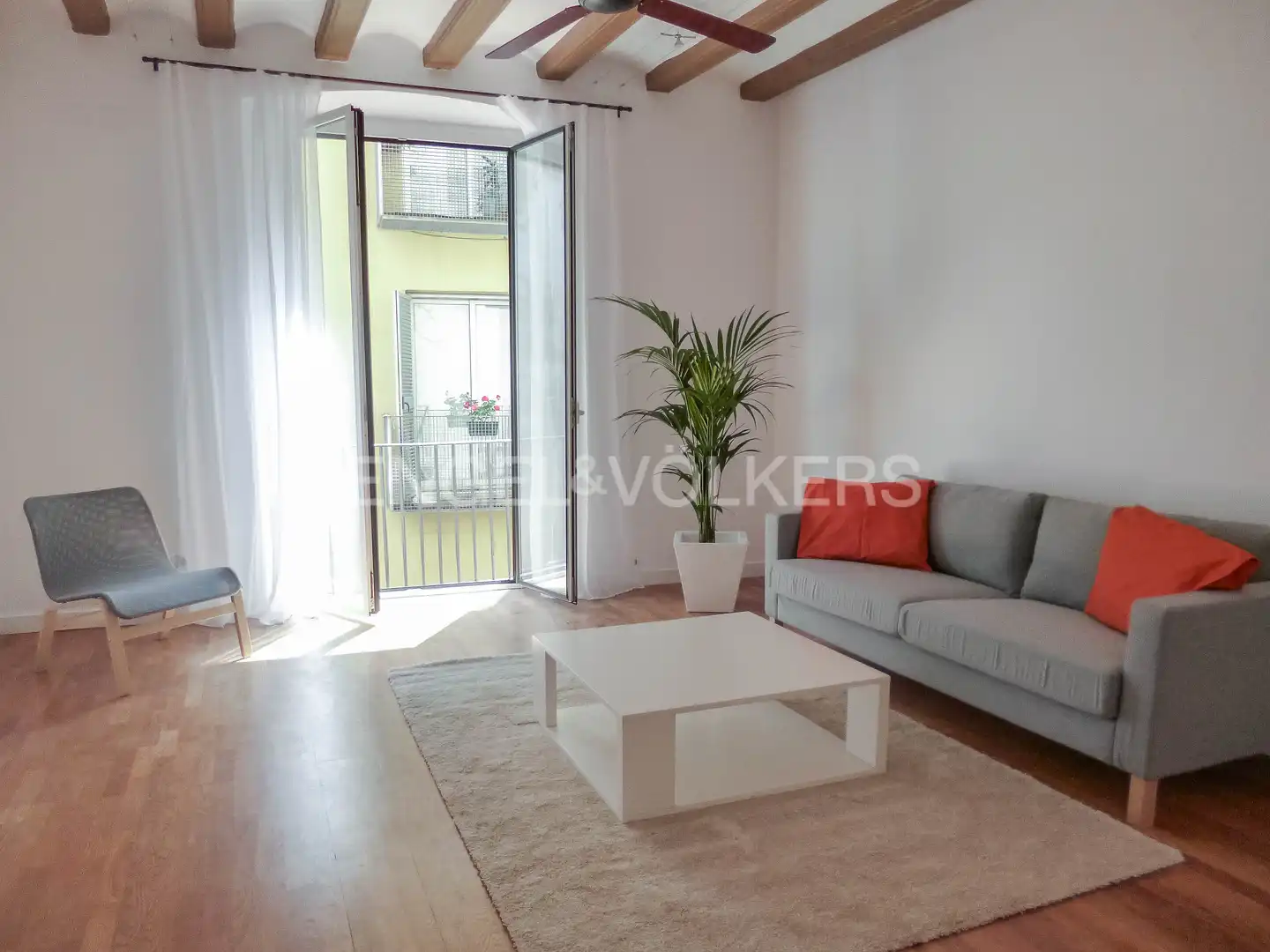 Flat for rent in Sant Pere, Sta. Caterina i la Ribera