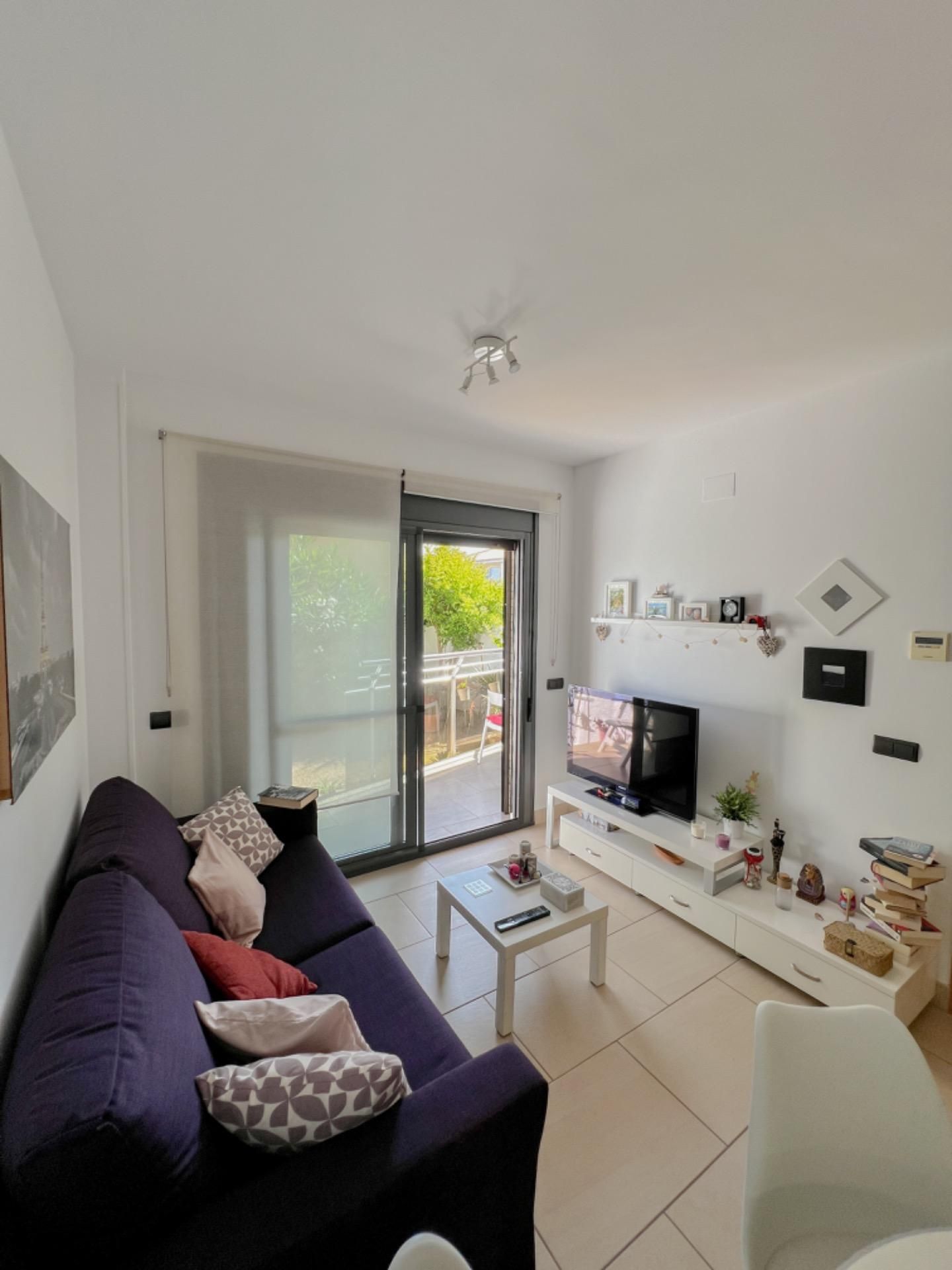 Sala de estar de Apartamento en venta en Mont-roig del Camp con Aire acondicionado, Calefacción y Jardín privado