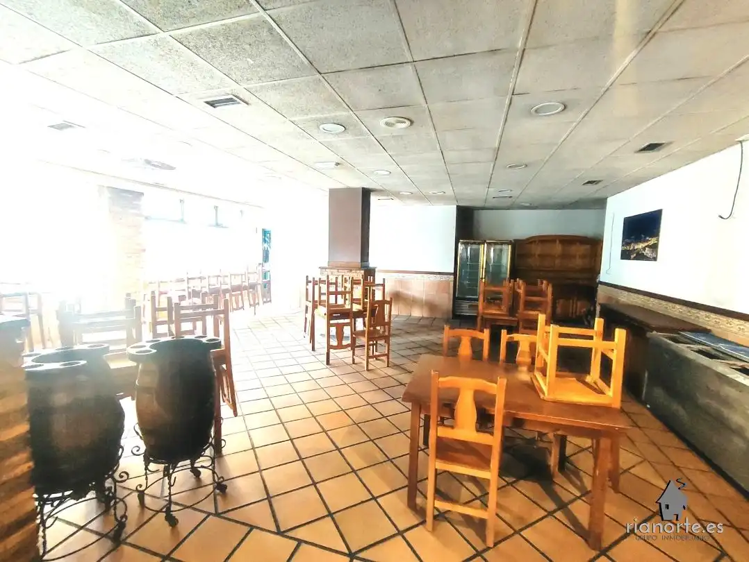 Local en venda en Langreo amb Aire condicionat