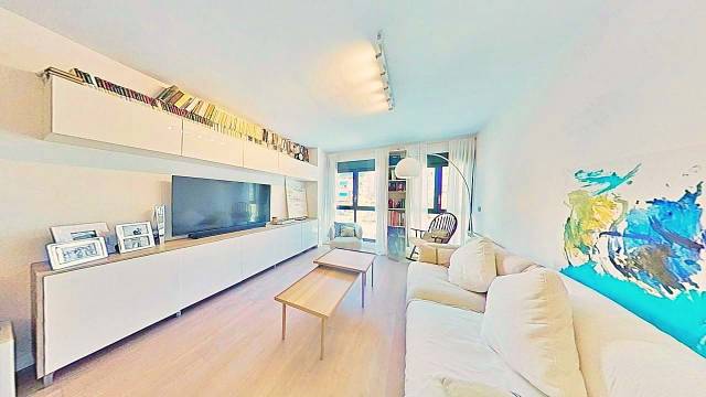 Piso en Venta en Avenida del General Marvá, 33 en Ensanche - Diputación