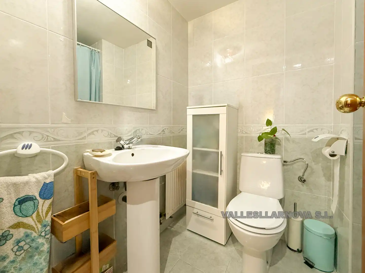 Bathroom of Flat for sale in Mollet del Vallès  with Air Conditioner and Heating