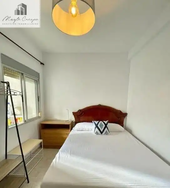 Piso de alquiler en Cervantes