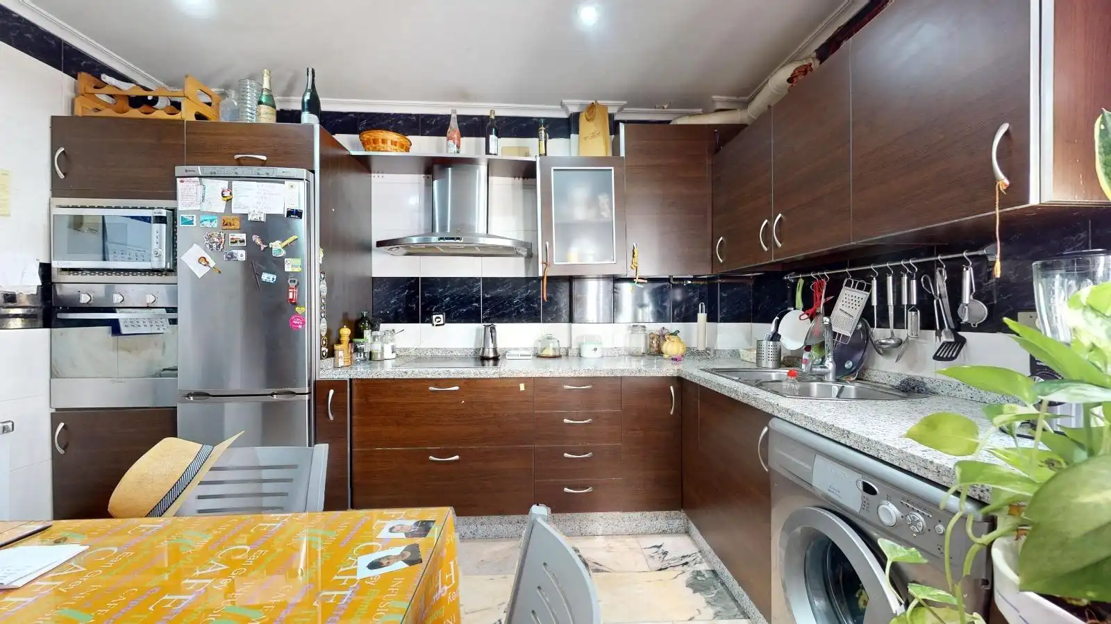 Cuina de Casa o xalet en venda en Córdoba amb Jardí privat, Terrassa i Traster