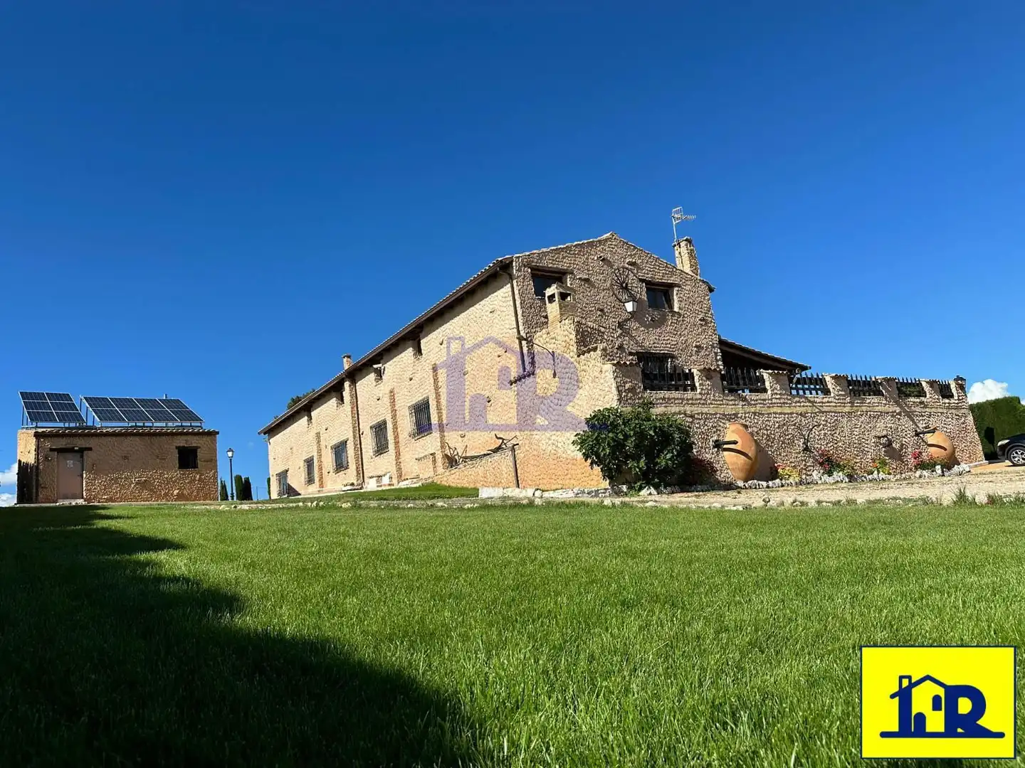 Exterior view of Houses for sale in Villar de Olalla  with Heating, Terrace and Storage room