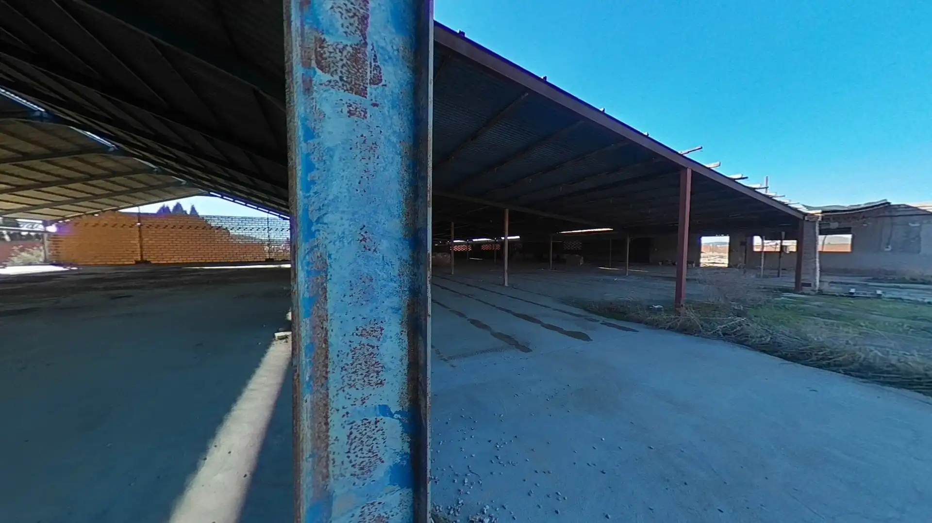 Fabrikhallen zum Verkauf in Torrenueva, Santa Cruz de Mudela