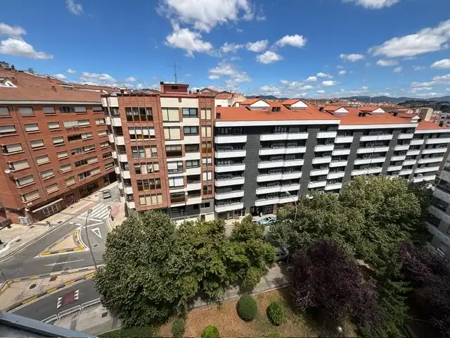 Exterior view of Flat for rent in  Pamplona / Iruña  with Heating, Parquet flooring and Terrace