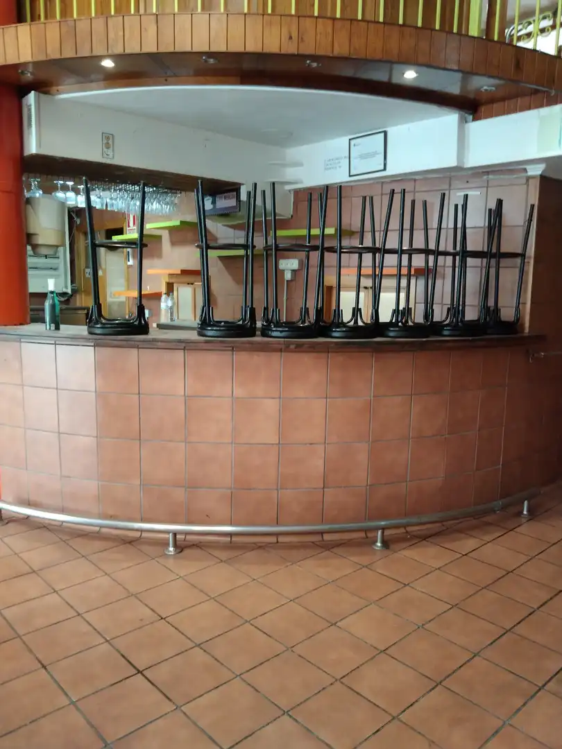 Business premises for sale in Plaça President Companys, imagen 13