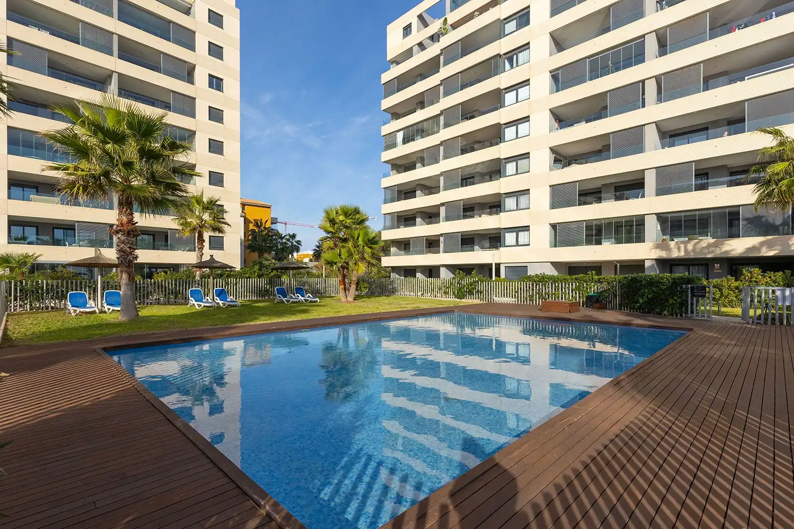 Ático con terraza en venta en Calle Mar de Fondo, imagen 48