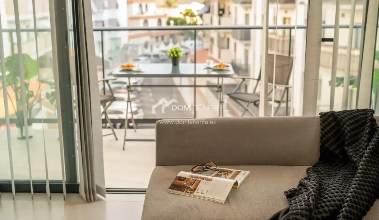 Terraza de Piso en venta en Adeje con Terraza, Trastero y Piscina