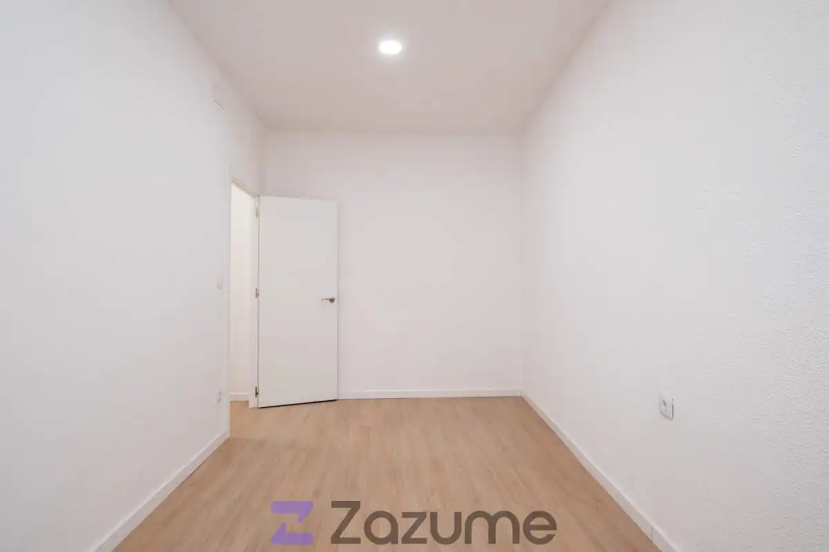 Habitación de Piso de alquiler en Zaragoza con Calefacción, Parquet y Terraza