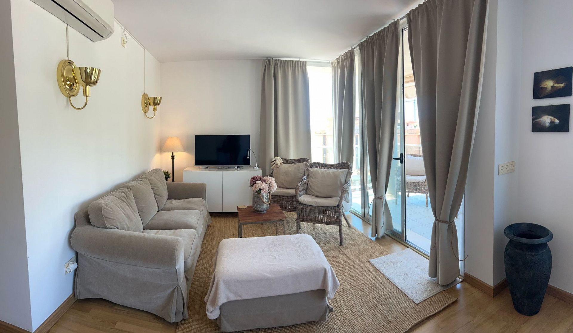 Living room of Apartment to rent in  Palma de Mallorca  with Air Conditioner, Terrace and Furnished
