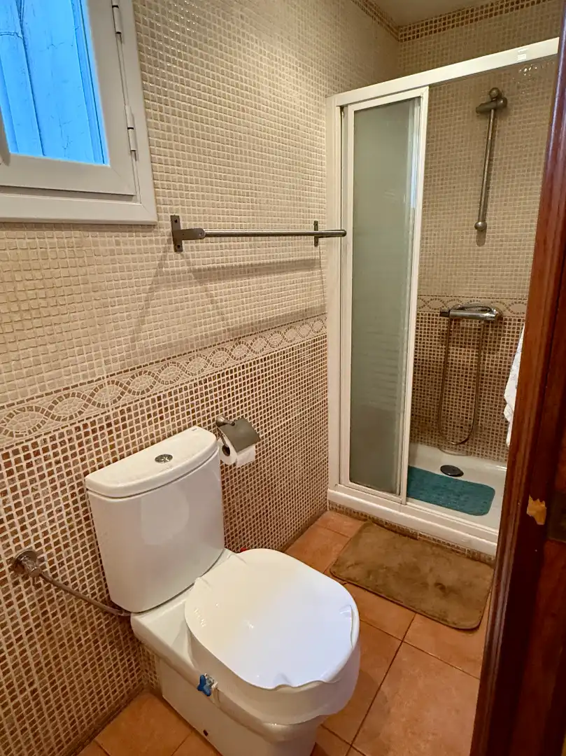 Baño de Ático en venta en Barcelona con Terraza y Balcón