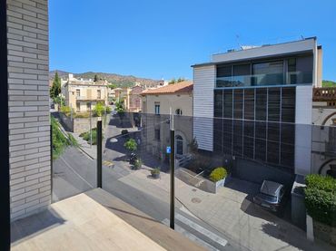Flat with balcony for sale in Passeig de la Vilesa 2