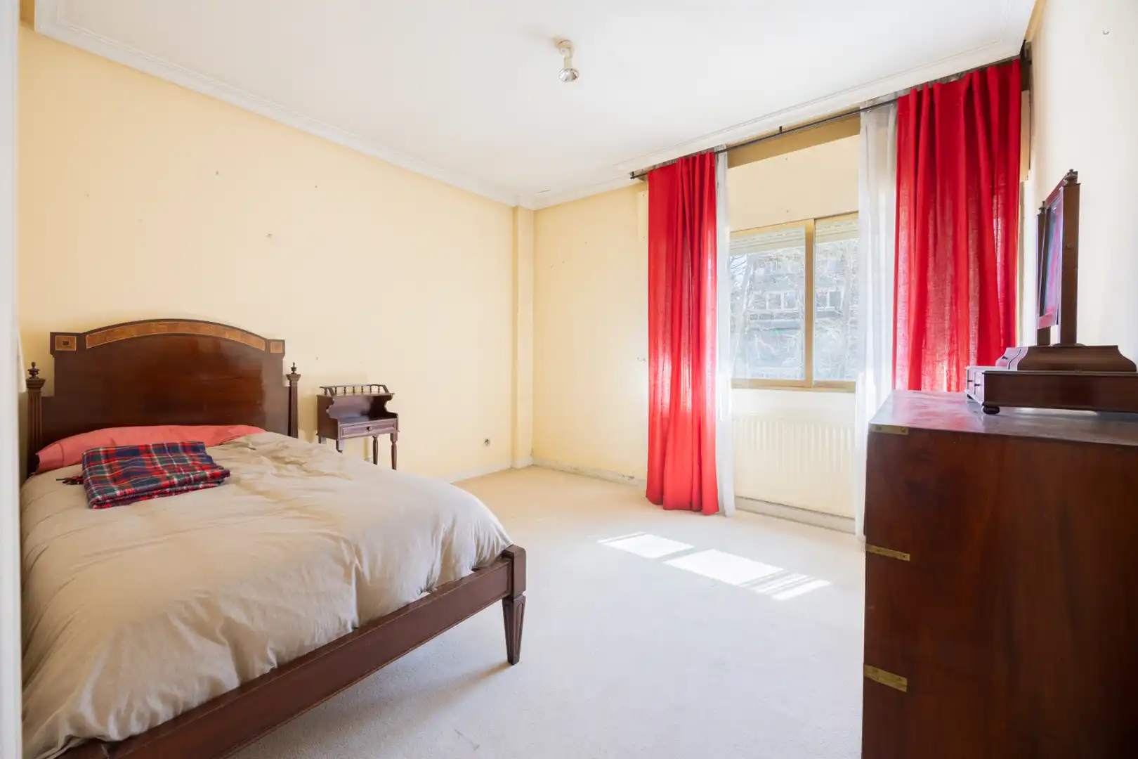Habitación de Casa o chalet en venta en Madrid con Calefacción