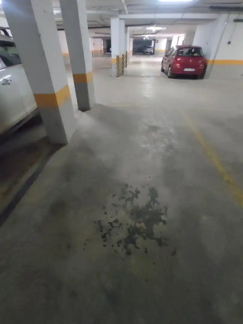 Parkplatz von Garage zum Verkauf in Valencia