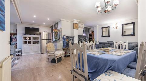 Foto 4 de Pis en venda a Apóstol Santiago, Madrid