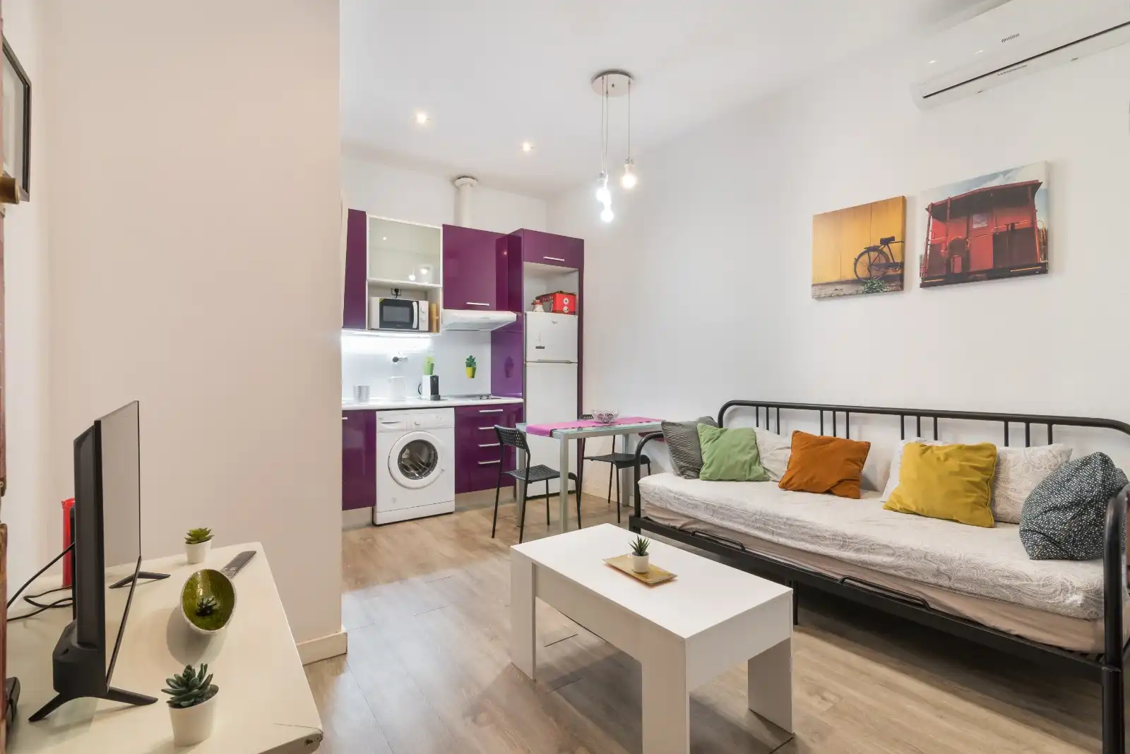Schlafzimmer von Wohnung zur Miete in Madrid mit Klimaanlage und Möbliert