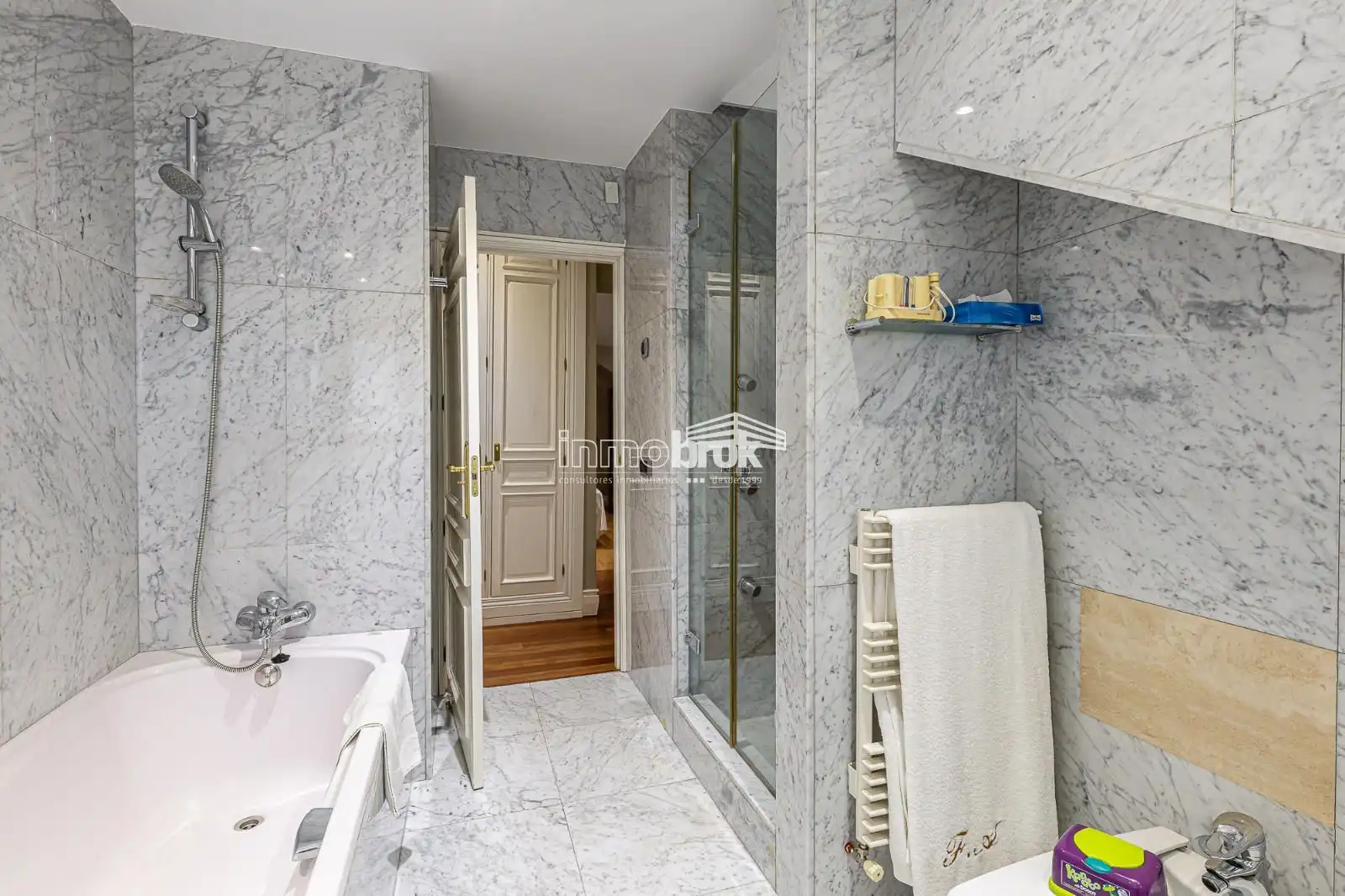 Baño de Casa o chalet en venta en Madrid con Aire acondicionado, Calefacción y Terraza