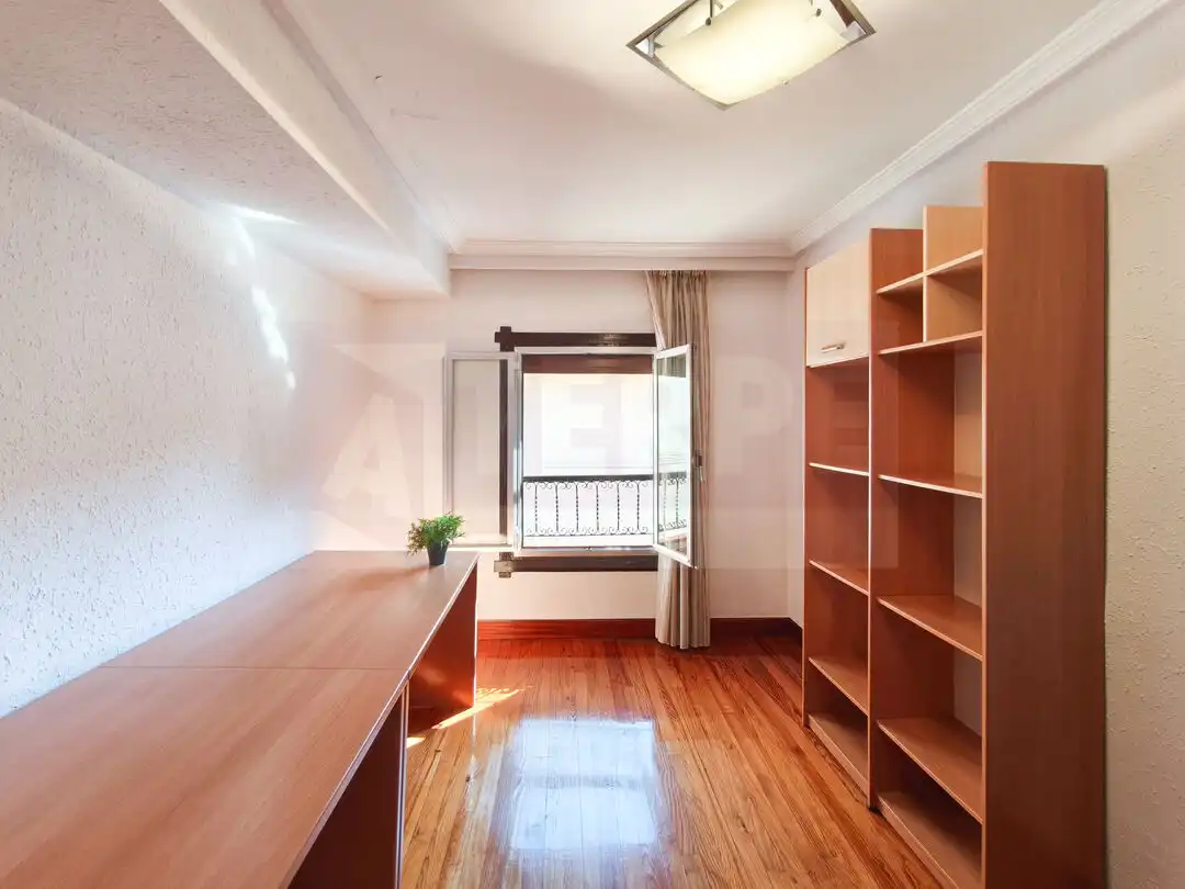 Bedroom of Flat for sale in Errenteria  with Furnished and Balcony